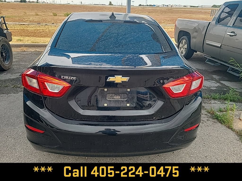 Used 2019 Chevrolet Cruze LS w/ LS Convenience Package FWD image 7