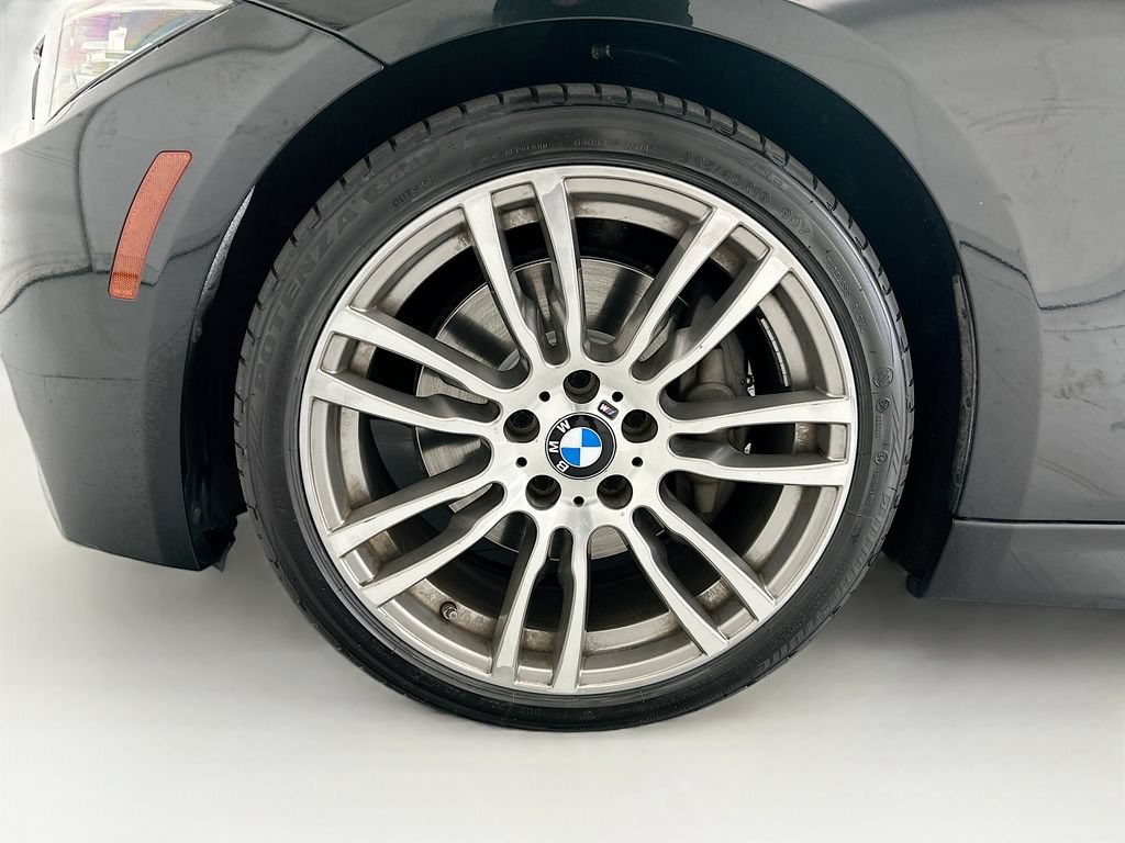 Used 2017 BMW 340i Sedan RWD image 29