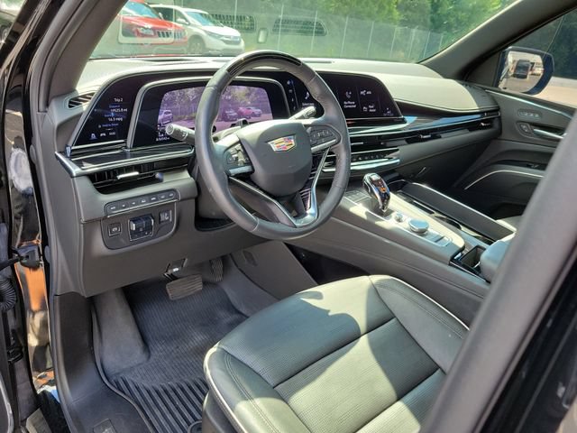 Certified 2023 Cadillac Escalade ESV Sport w/ LPO, ONYX Package AWD/4WD image 26