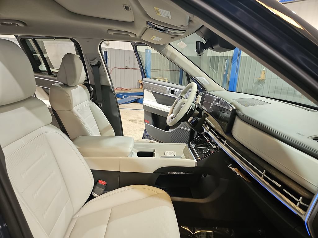 New 2026 Hyundai Santa Fe Limited FWD image 10