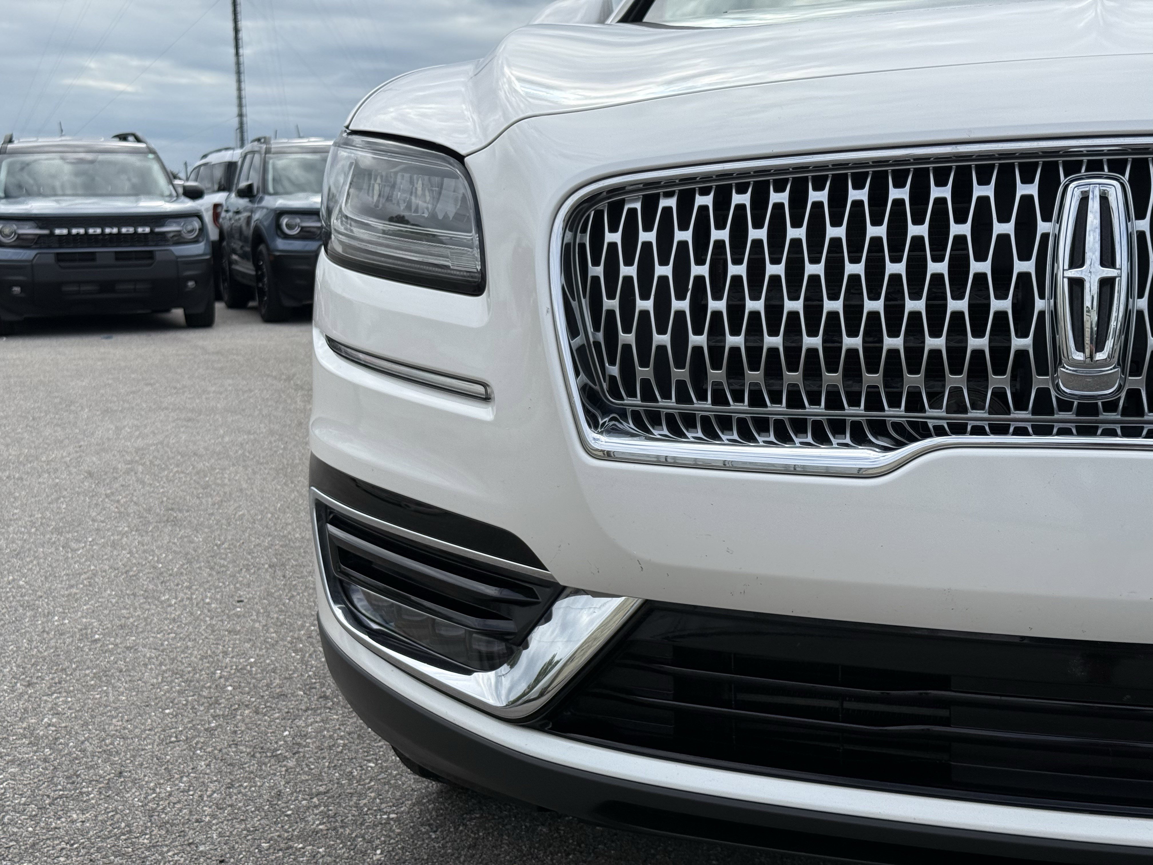 Used 2019 Lincoln Nautilus Reserve w/ Cargo Utility Package image 9