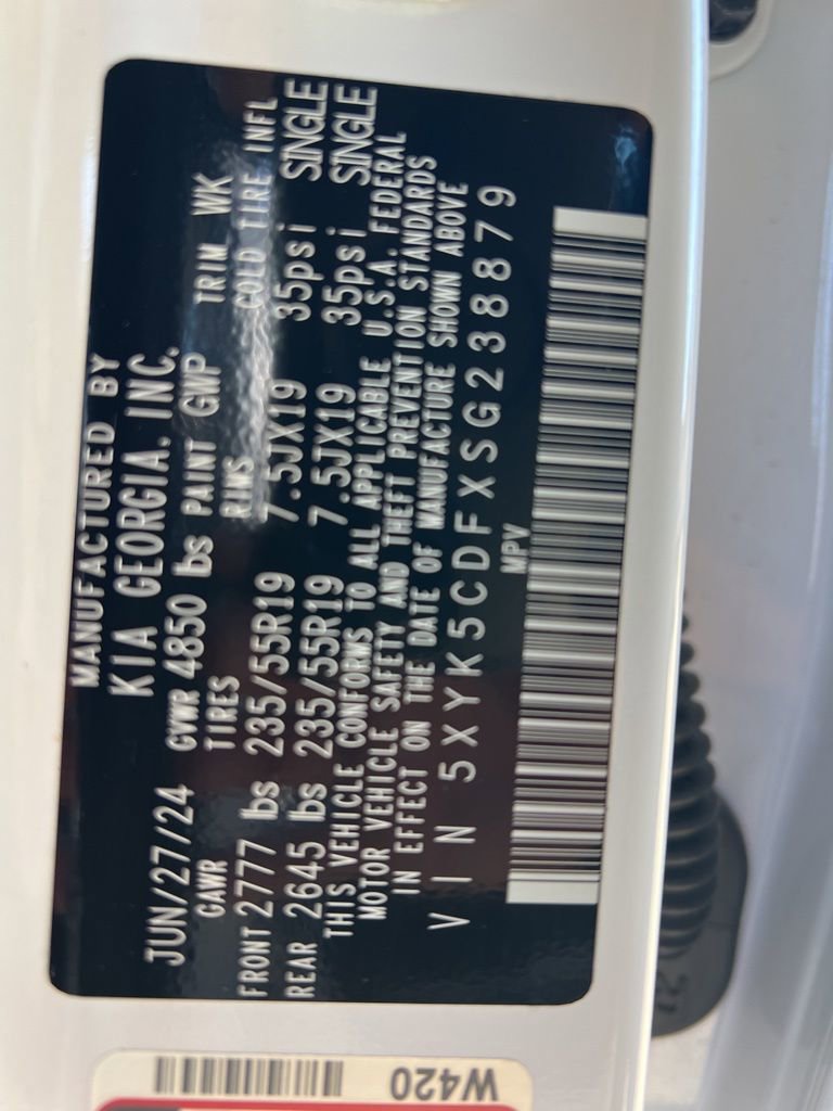 Certified 2025 Kia Sportage SX AWD/4WD image 30