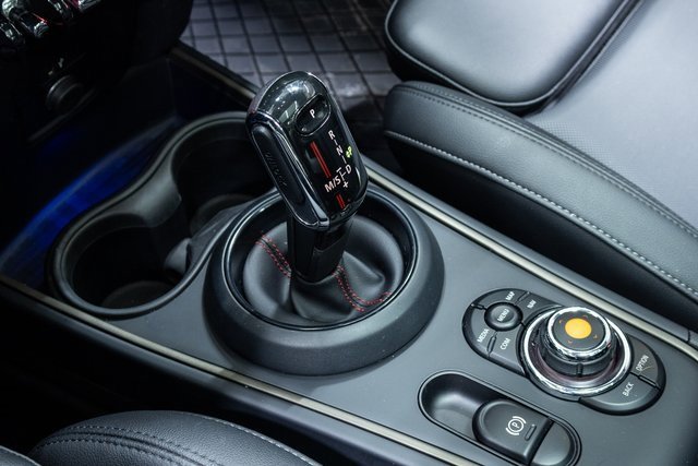 Used 2021 MINI Cooper Countryman S w/ Premium Package image 16