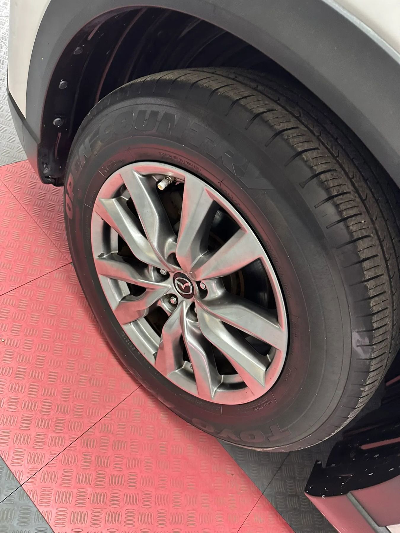 Used 2018 MAZDA CX-9 Touring FWD image 38