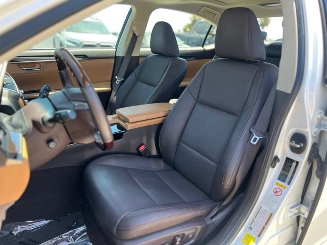 Used 2018 Lexus ES 350 w/ Navigation System Package FWD image 13