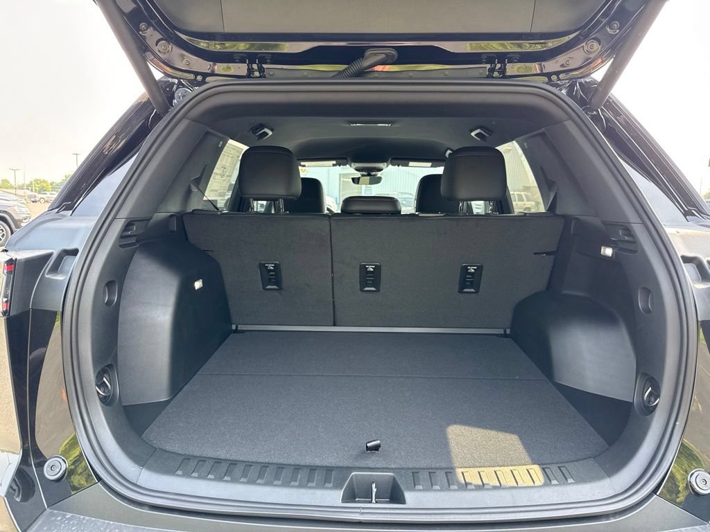 New 2027 Chevrolet Equinox RS w/ Safety and Technology Package AWD/4WD image 22