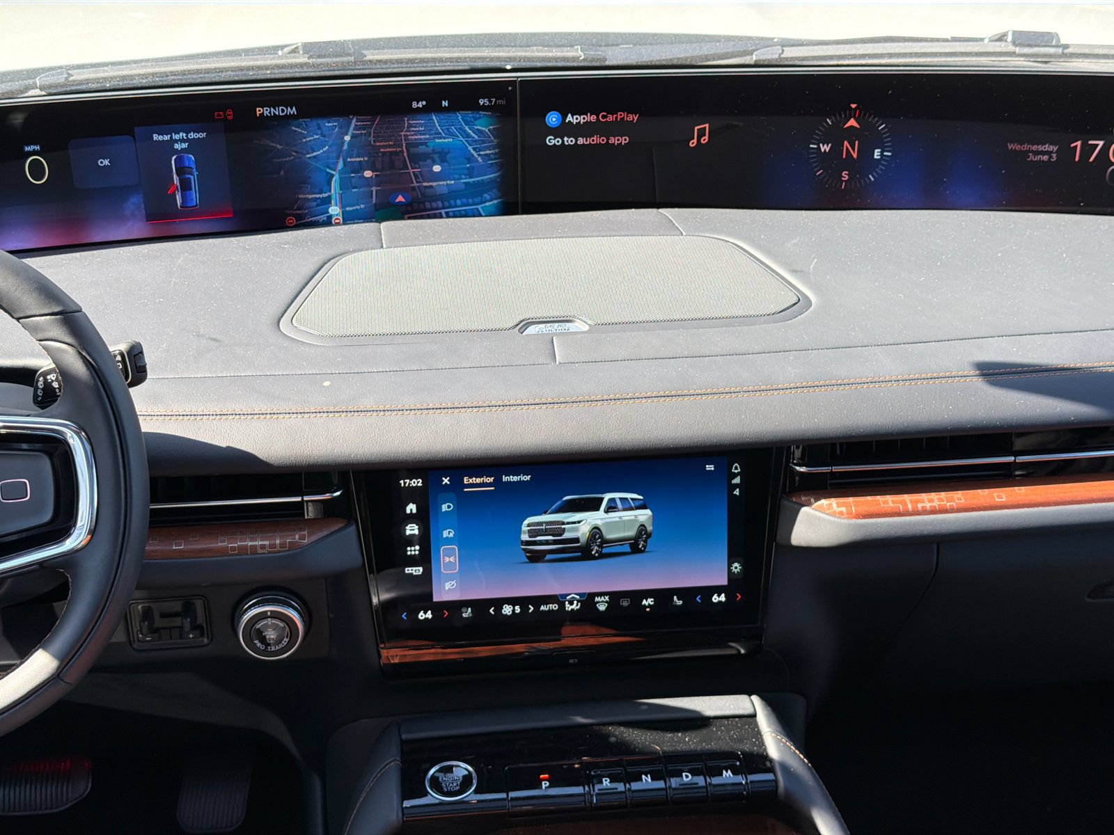 New 2026 Lincoln Navigator Black Label AWD/4WD image 22