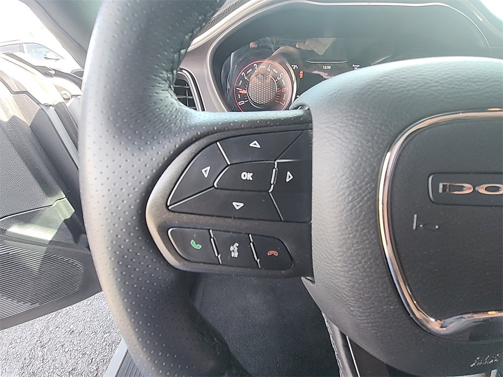 Used 2022 Dodge Challenger R/T w/ Blacktop Package image 18