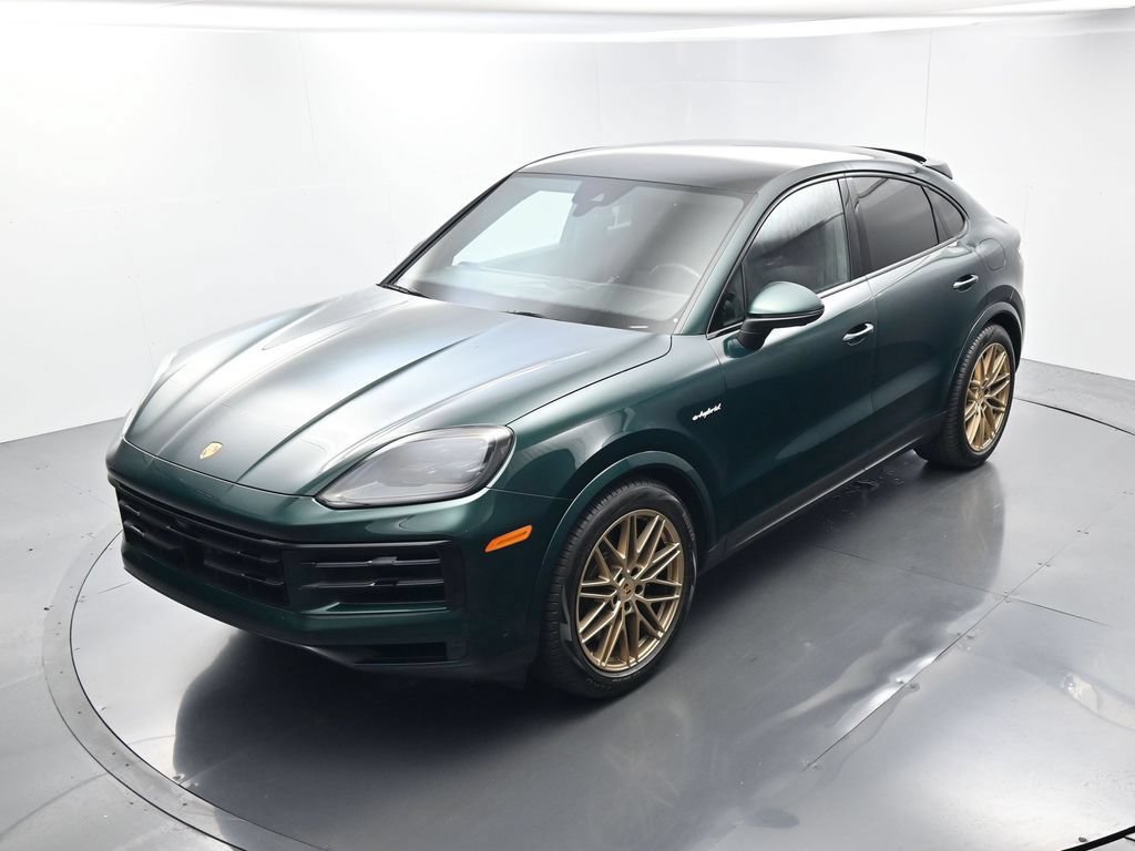 Certified 2025 Porsche Cayenne S AWD/4WD image 35