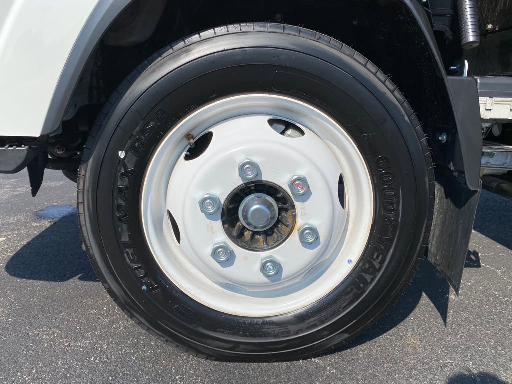 New 2024 Chevrolet Low Cab Forward image 25