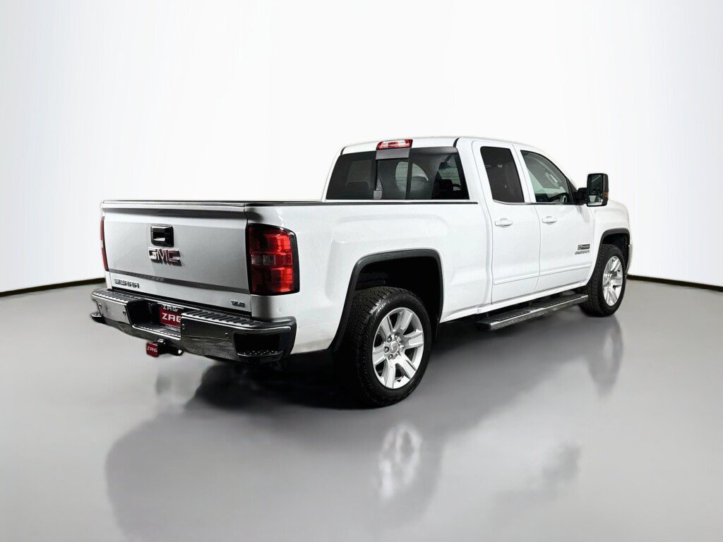 Used 2017 GMC Sierra 1500 SLE w/ Max Trailering Package AWD/4WD image 5
