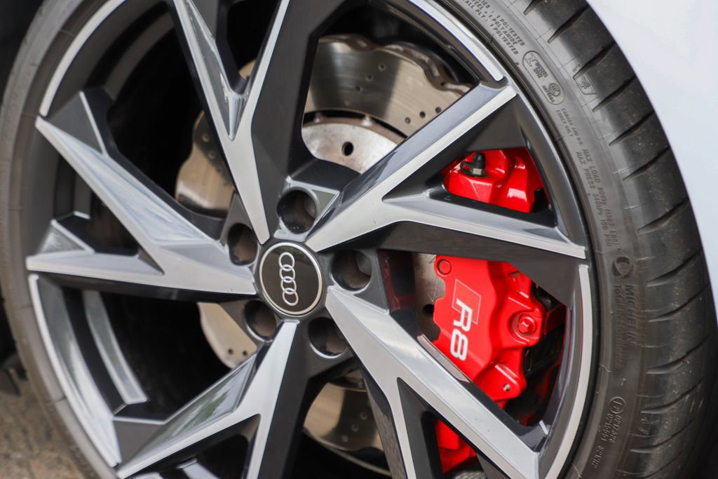 Used 2023 Audi R8 V10 performance RWD image 13