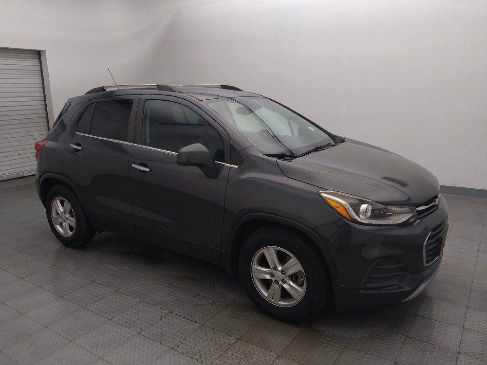 Used 2018 Chevrolet Trax LT w/ LT Convenience Package FWD image 11
