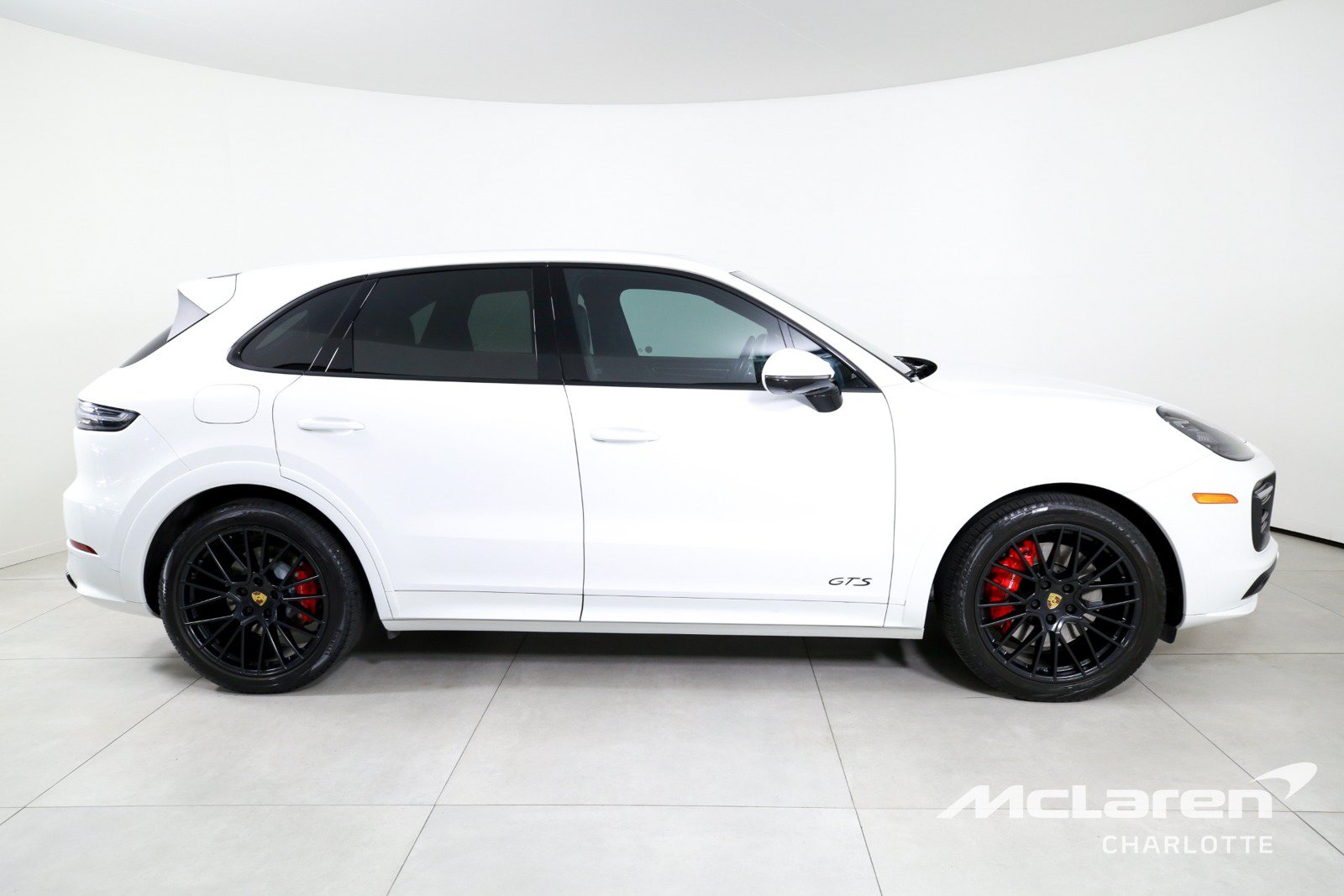 Used 2021 Porsche Cayenne GTS AWD/4WD image 9