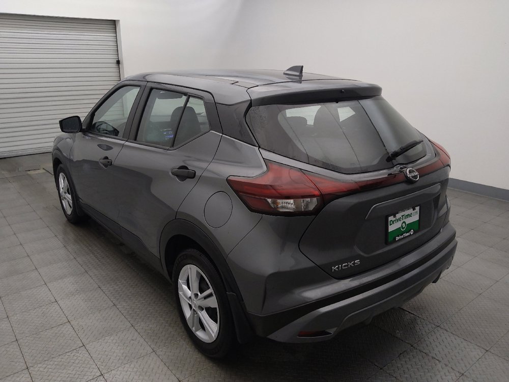 Used 2024 Nissan Kicks S FWD image 5