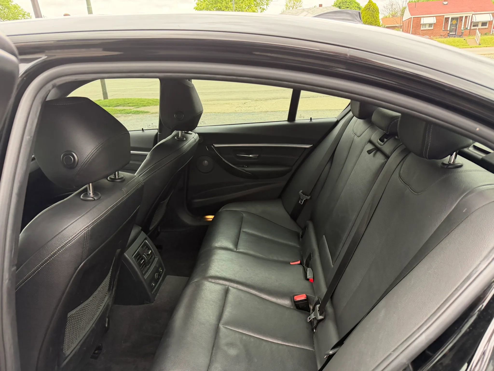 Used 2017 BMW 340i xDrive Sedan AWD/4WD image 20