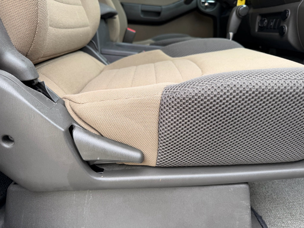 Used 2007 Nissan Xterra S w/ Utility Pkg image 28