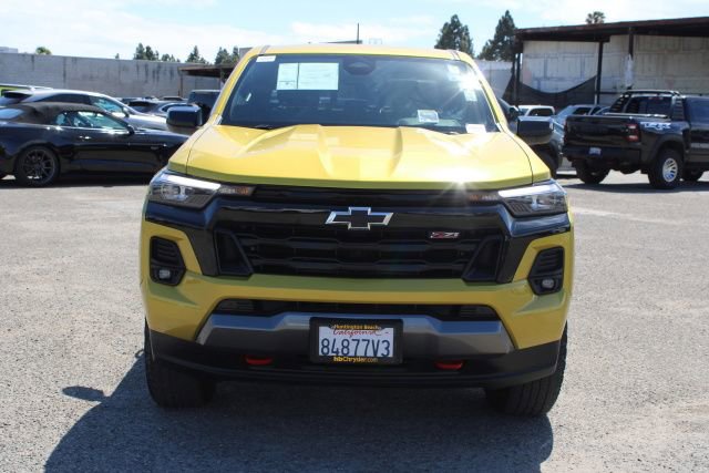Used 2023 Chevrolet Colorado Z71 w/ Z71 Convenience Package 2 AWD/4WD image 2