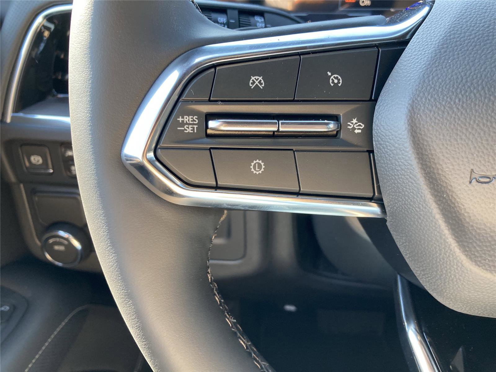 New 2026 Chevrolet Suburban Premier image 20