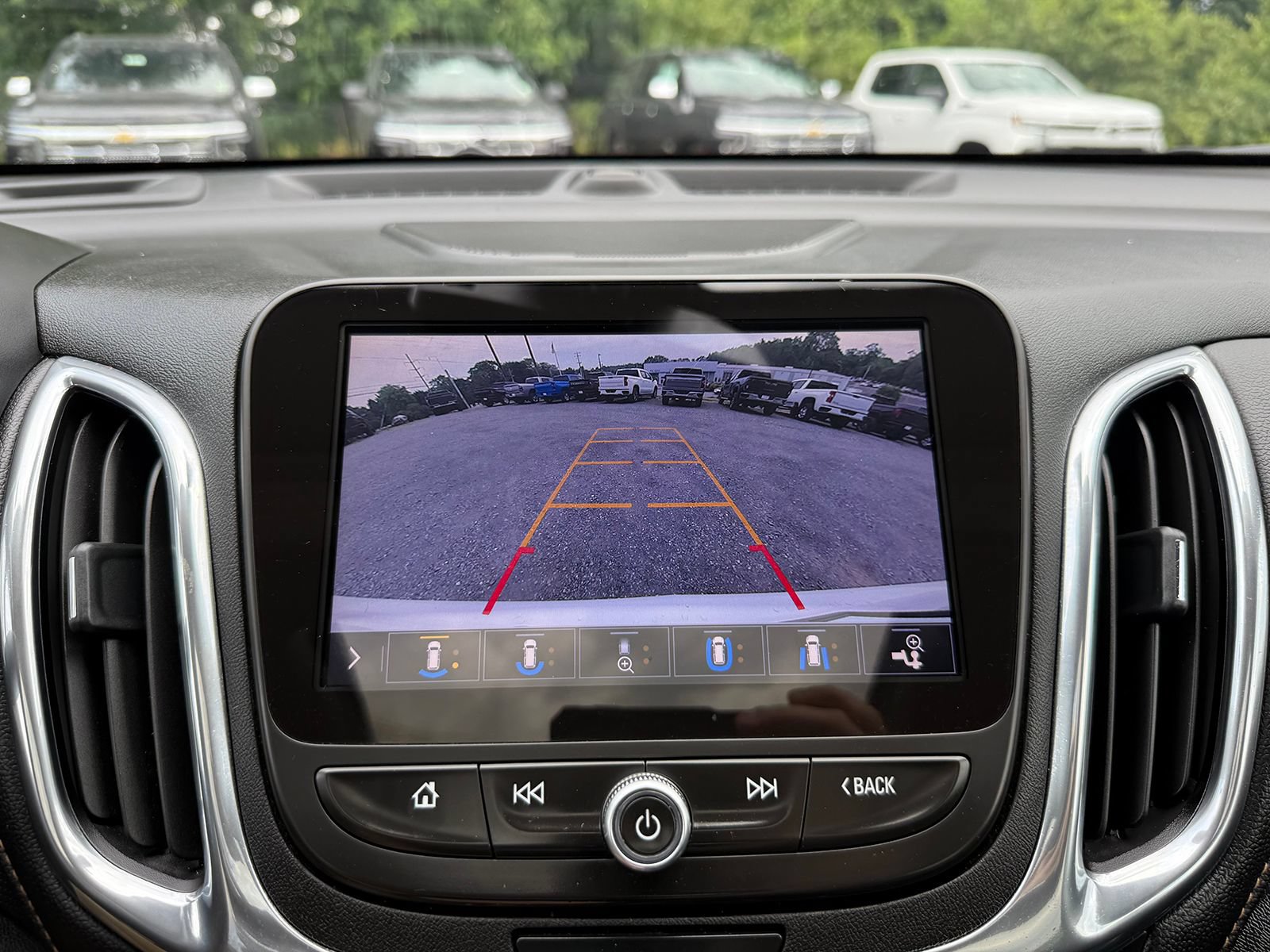 Certified 2020 Chevrolet Equinox Premier AWD/4WD image 36