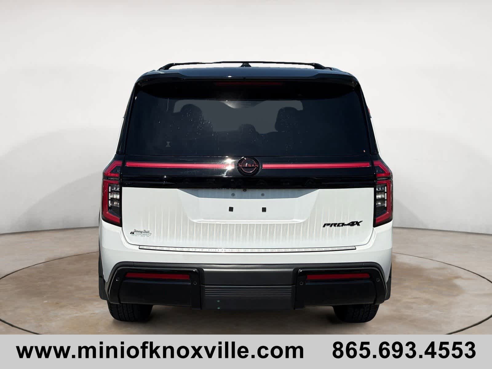 Used 2025 Nissan Armada PRO-4X AWD/4WD image 4