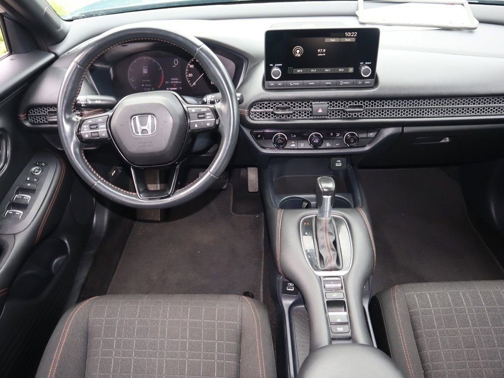 Used 2023 Honda HR-V Sport image 17