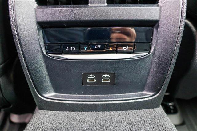Used 2025 BMW 430i xDrive w/ M Sport Package image 21
