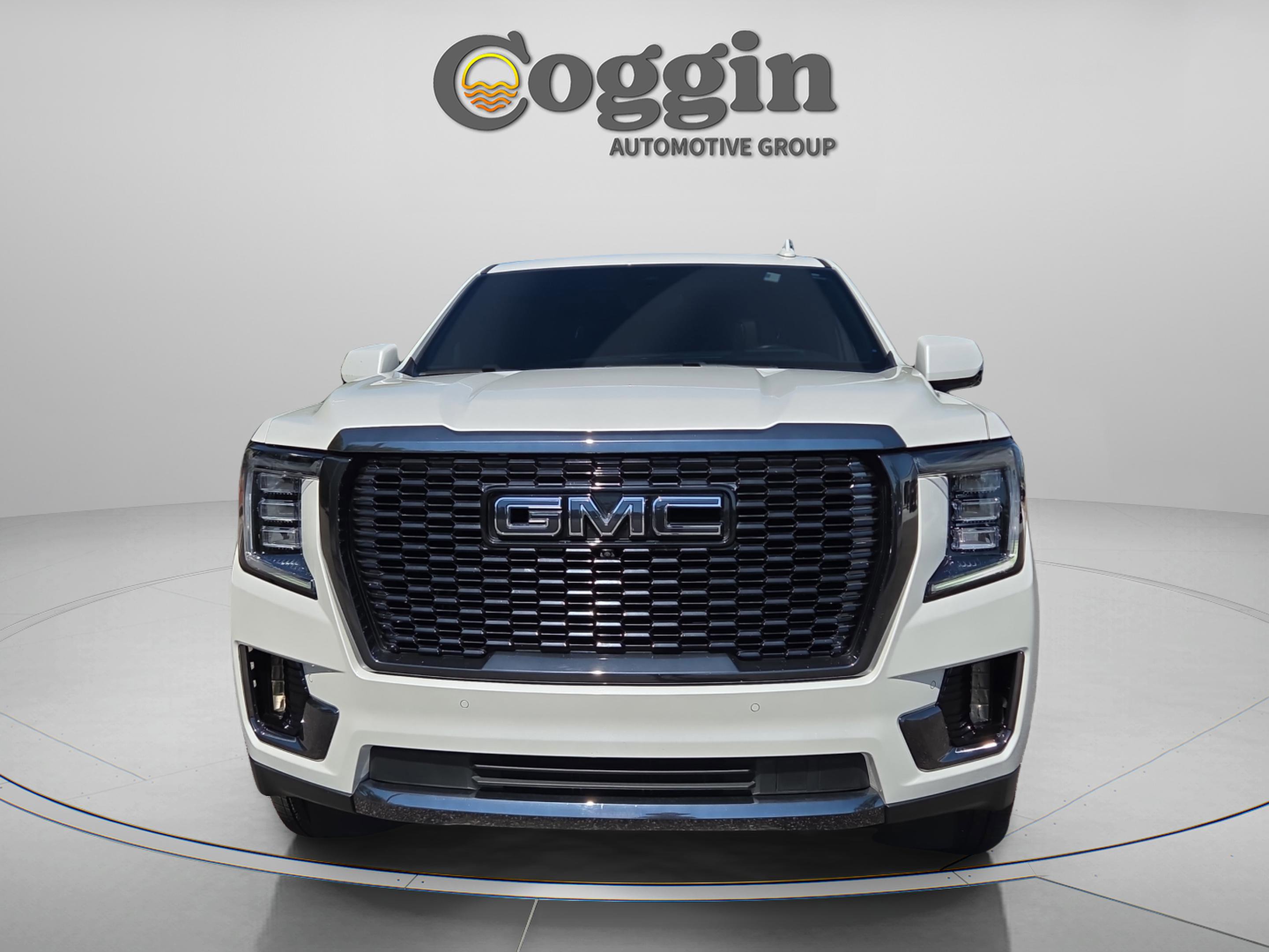 Certified 2023 GMC Yukon XL Denali Ultimate w/ LPO, Floor Liner Package AWD/4WD image 8