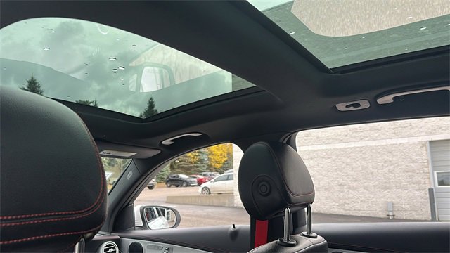 Certified 2022 Mercedes-Benz GLC 43 AMG 4MATIC image 30