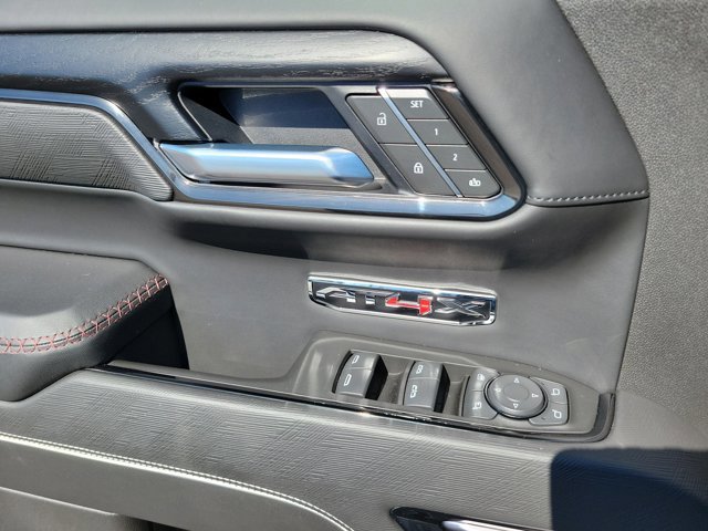 Used 2025 GMC Sierra 1500 AT4X AWD/4WD image 30