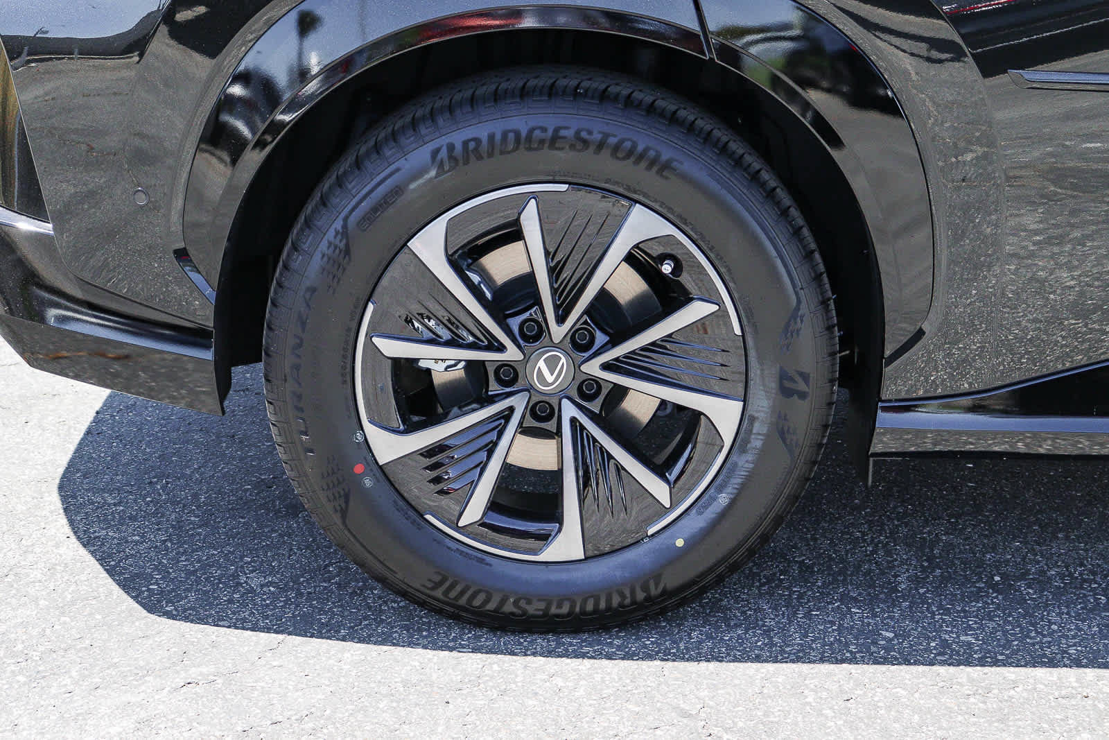 New 2026 Lexus RZ 450e AWD image 10