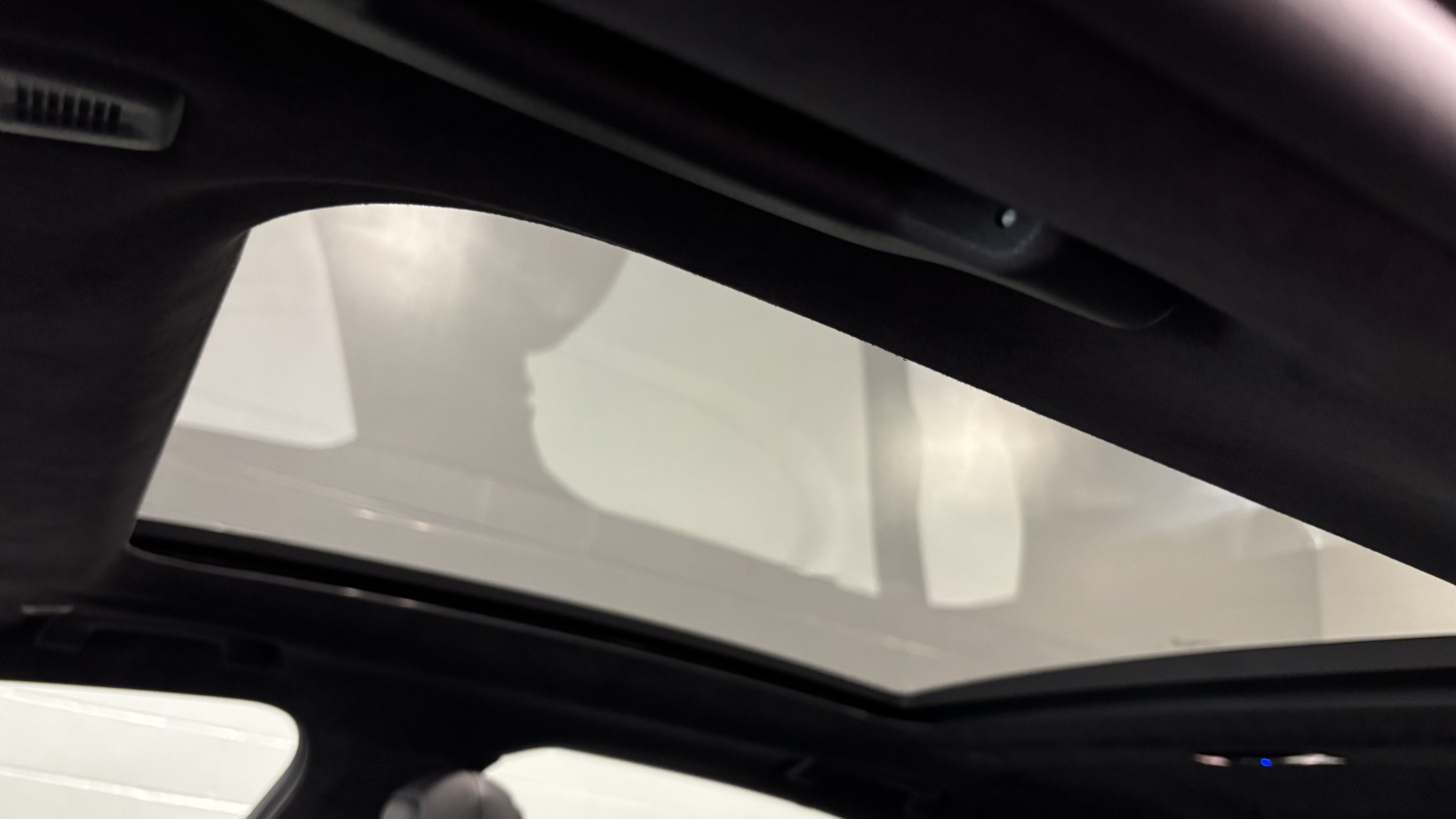 New 2027 BMW M5 w/ Executive Package AWD/4WD image 14