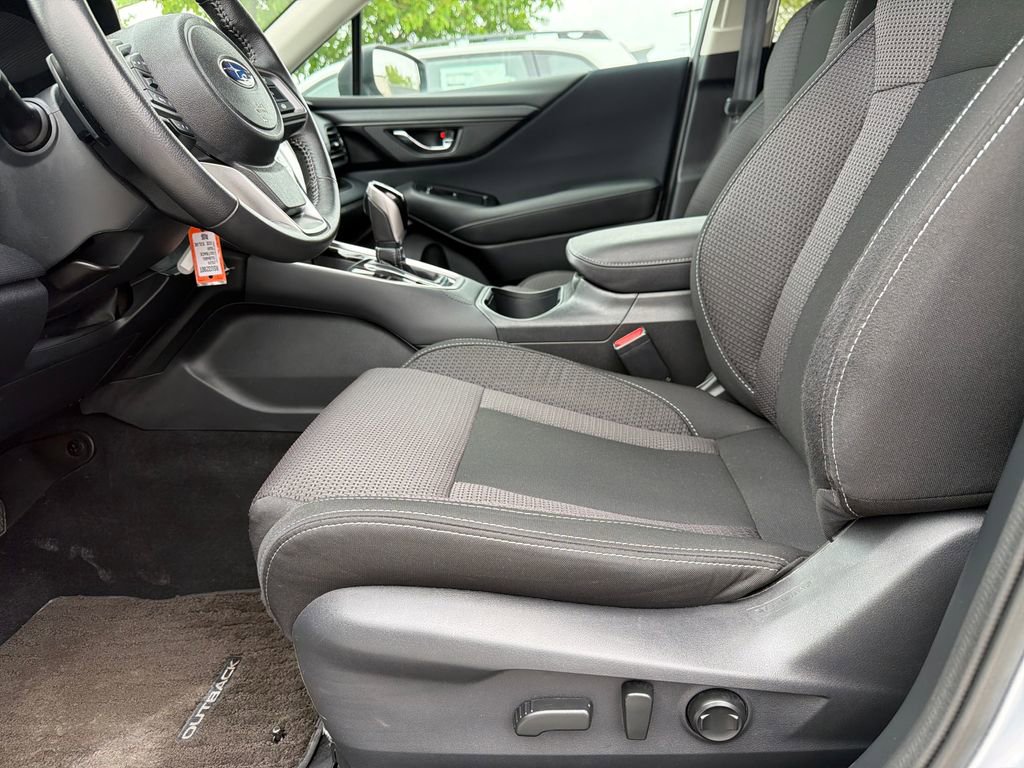 Certified 2024 Subaru Outback Premium AWD/4WD image 18
