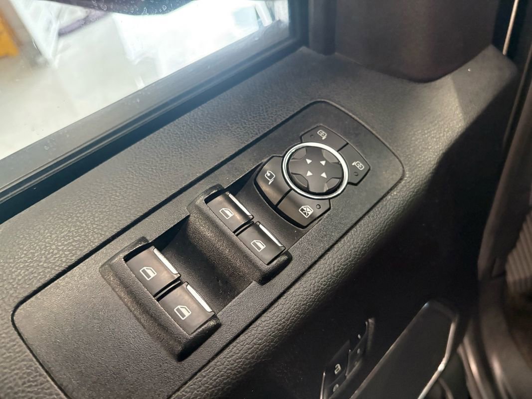 Used 2018 Ford F150 Lariat w/ Equipment Group 502A Luxury AWD/4WD image 25