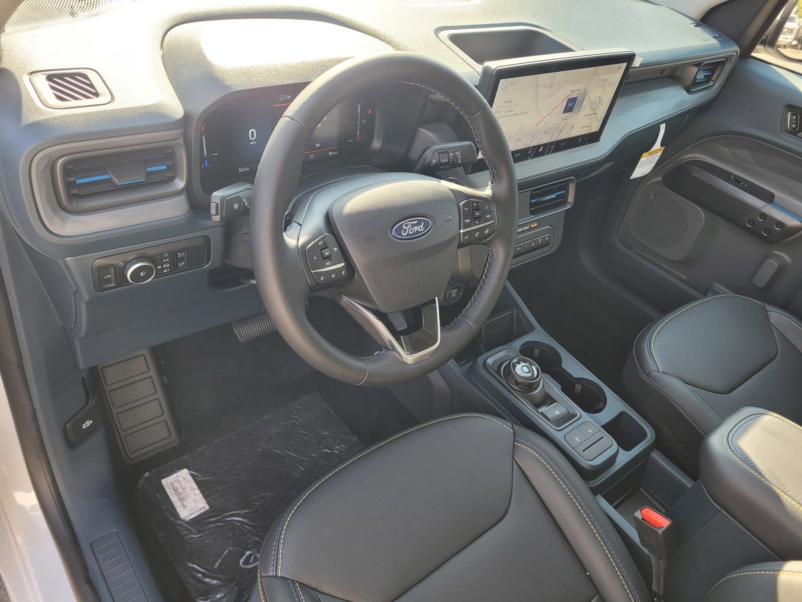 New 2025 Ford Maverick Lobo image 7