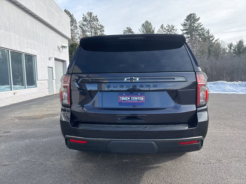 Used 2022 Chevrolet Suburban Z71 w/ Luxury Package image 4