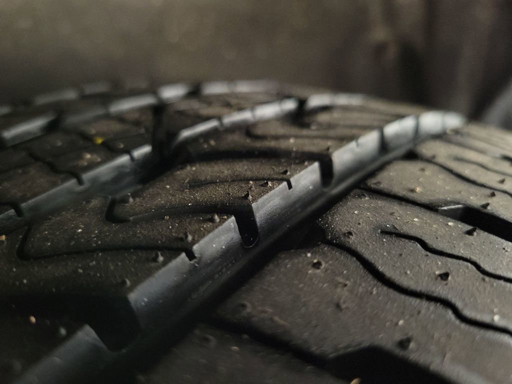 Used 2017 Toyota Highlander Limited image 11