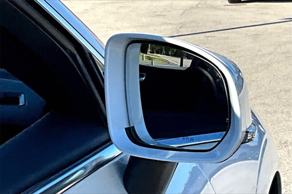 Used 2022 Volvo XC60 B5 Momentum w/ Advanced Package image 25