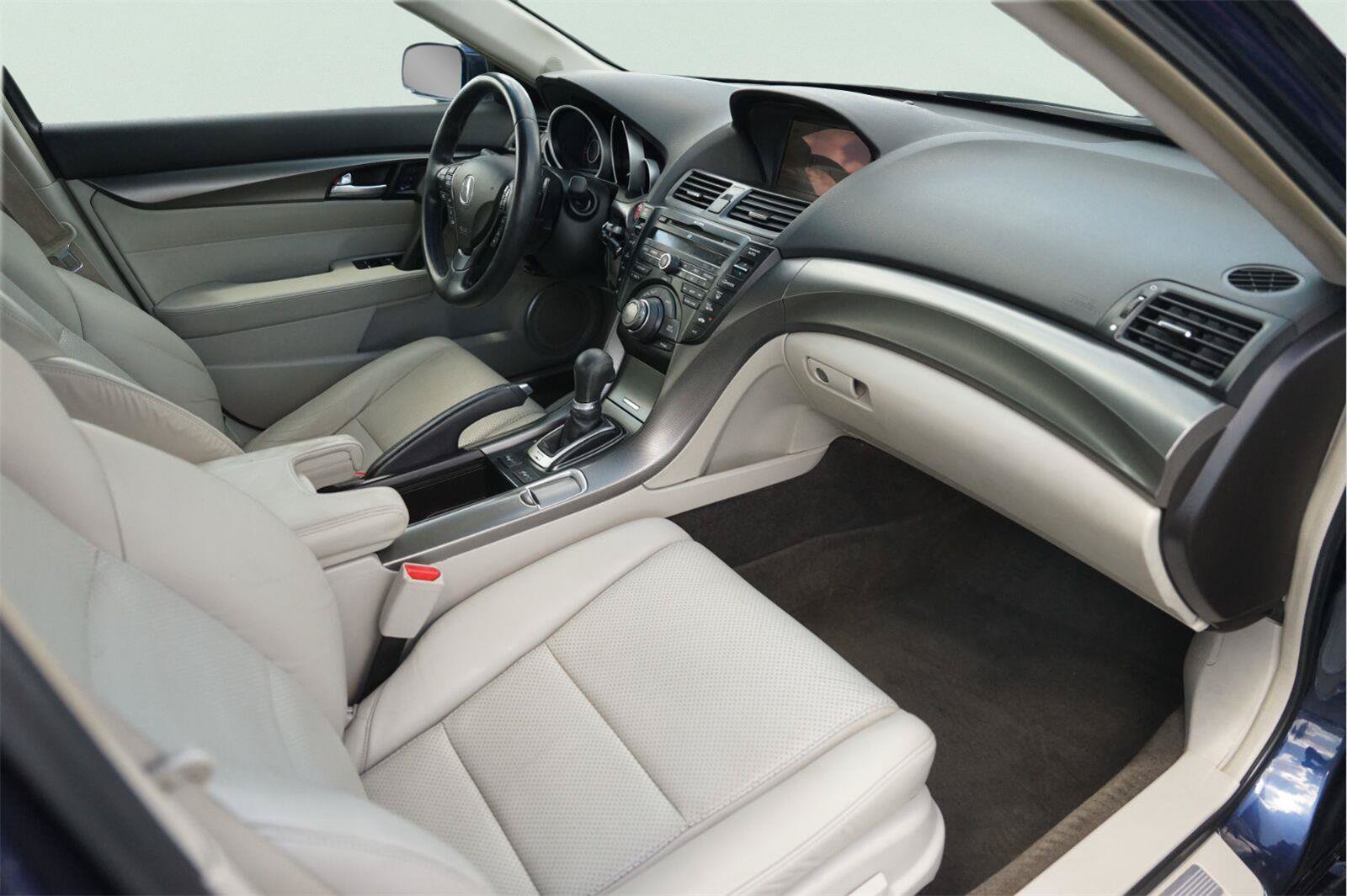 Used 2013 Acura TL w/ Technology Package FWD image 18