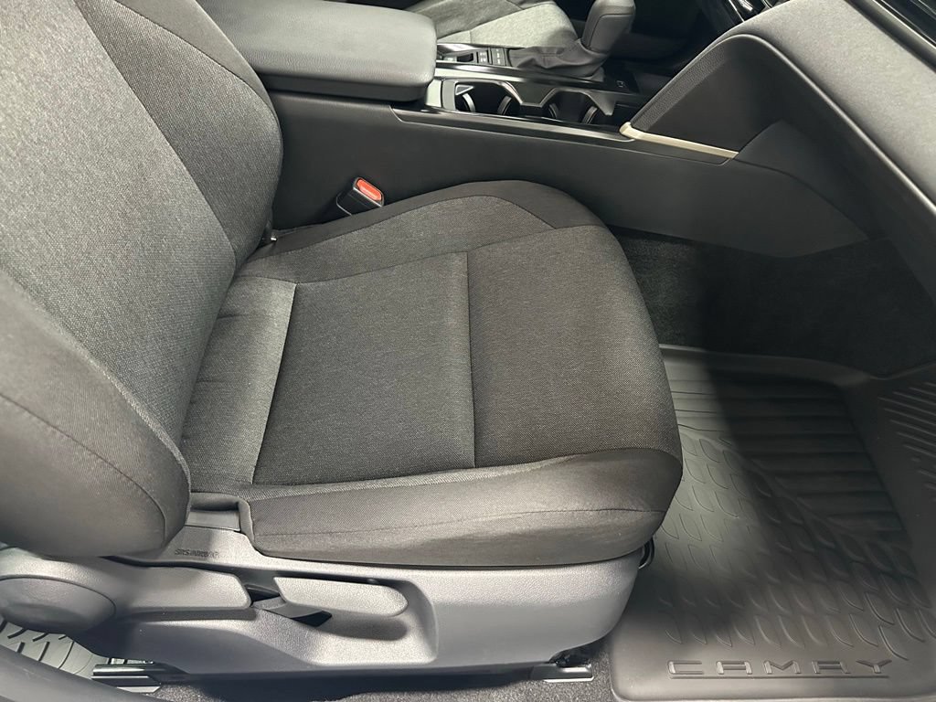 Used 2026 Toyota Camry LE FWD image 60