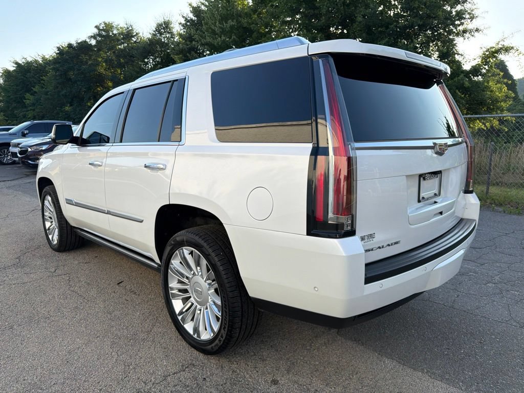 Used 2019 Cadillac Escalade Platinum AWD/4WD image 4