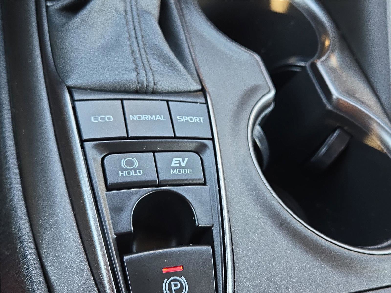 Used 2021 Toyota Camry XSE w/ Navigation Upgrade Package image 11