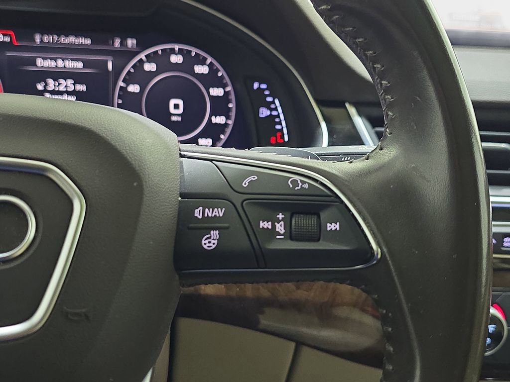 Used 2018 Audi Q7 3.0T Premium Plus AWD/4WD image 19