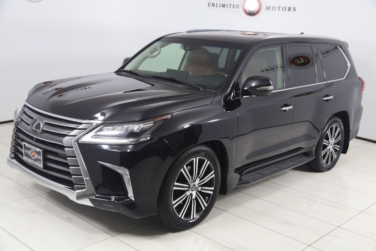 Used 2020 Lexus LX 570 4WD w/ Luxury Package image 25