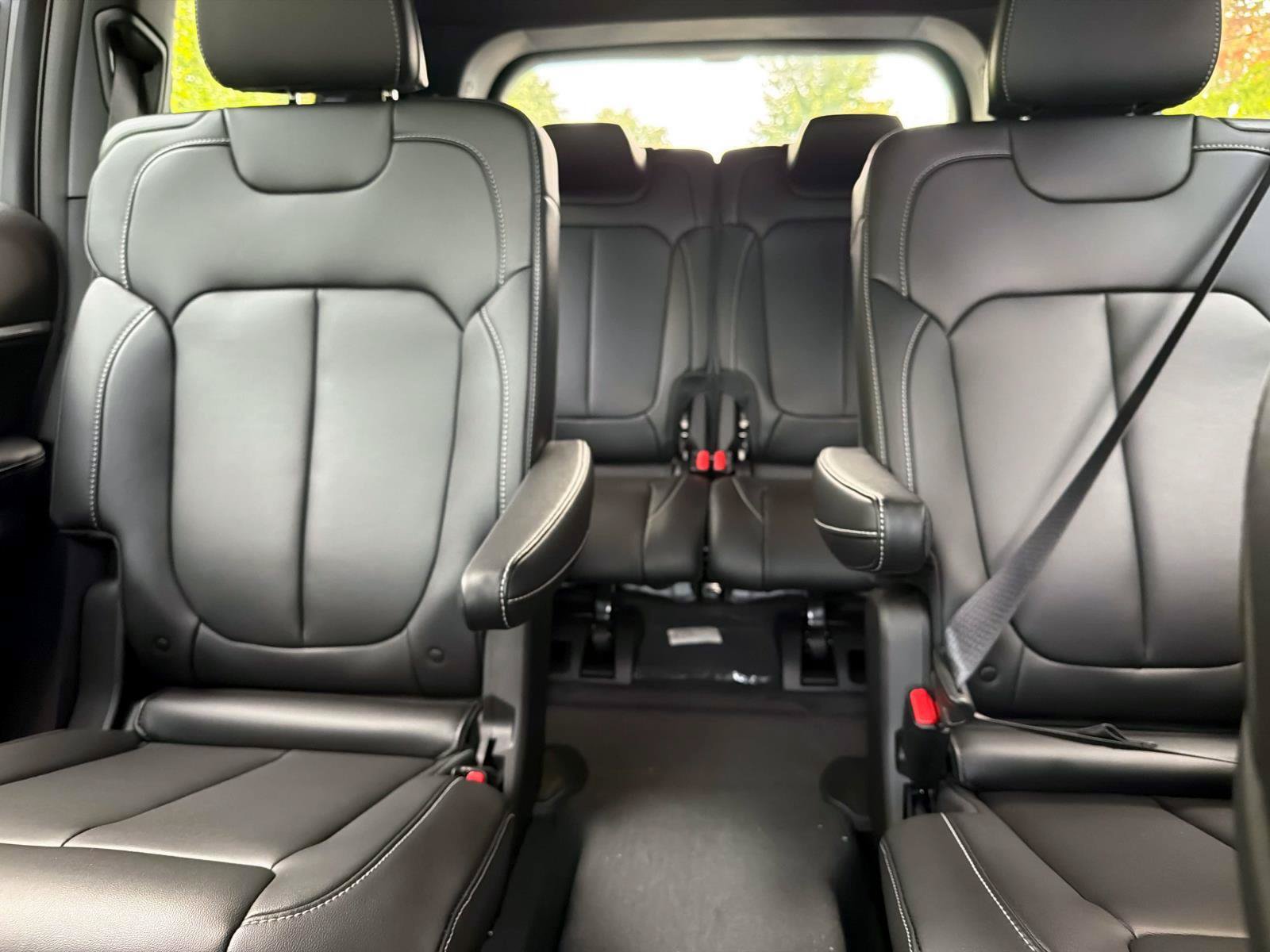 New 2026 Jeep Grand Cherokee L Limited AWD/4WD image 7