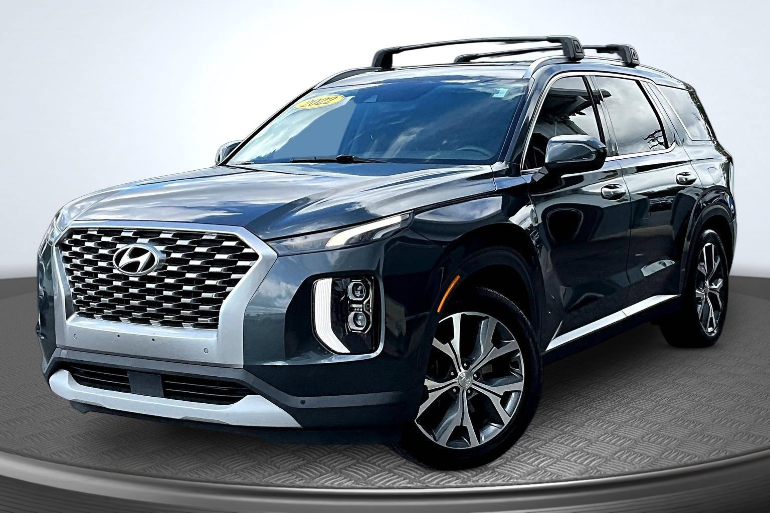 Used 2022 Hyundai Palisade SEL w/ 8P Bench Seat Package FWD image 1