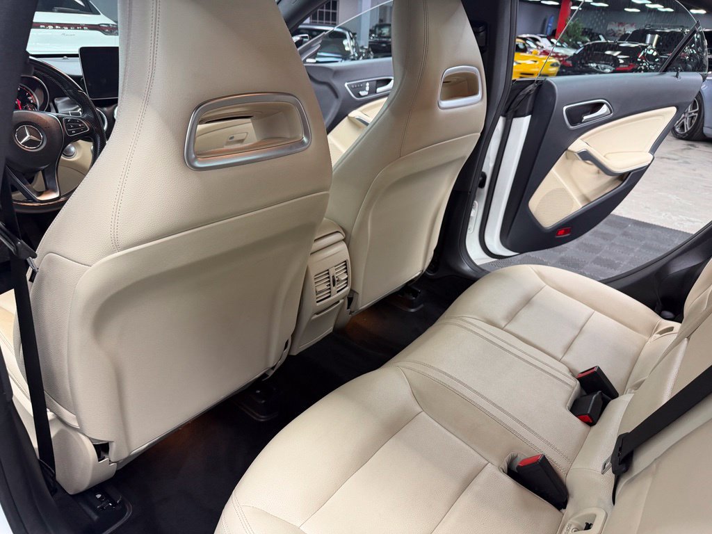 Used 2019 Mercedes-Benz CLA 250 image 41