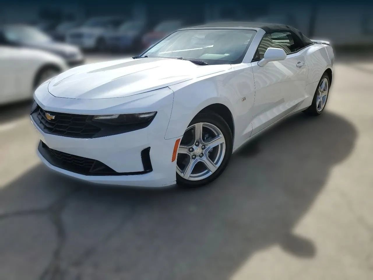 Used 2020 Chevrolet Camaro LT RWD image 7