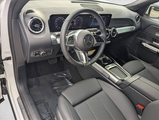 New 2026 Mercedes-Benz GLB 250 image 3