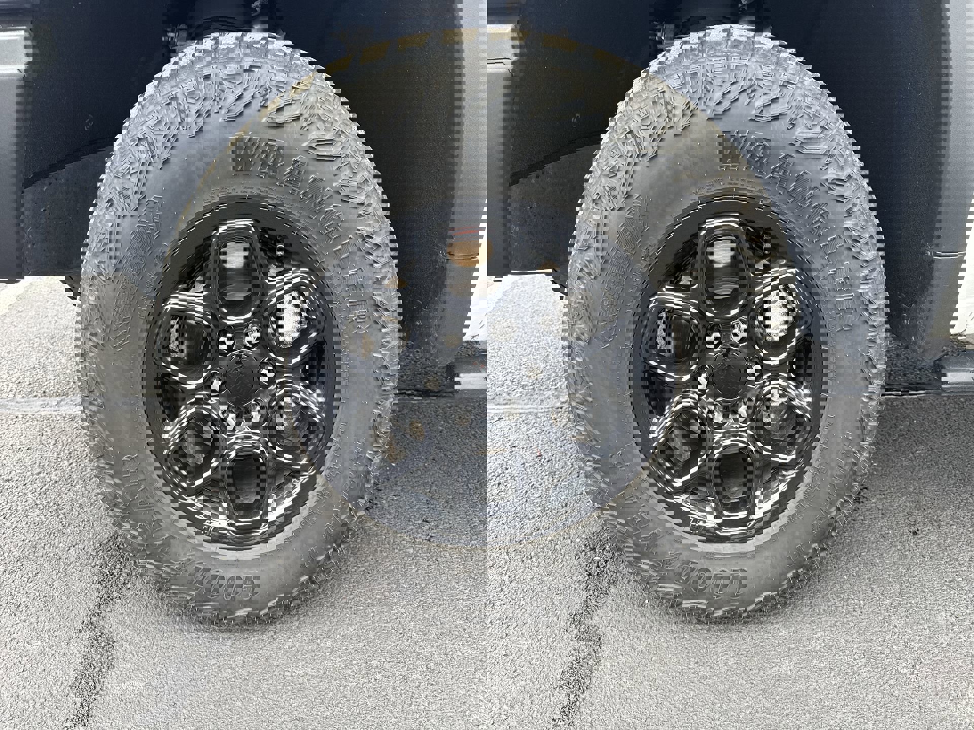 Certified 2023 Chevrolet Silverado 1500 ZR2 w/ ZR2 Bison Edition AWD/4WD image 10